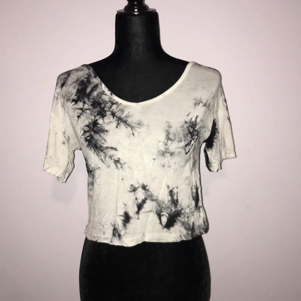 Marble crop top